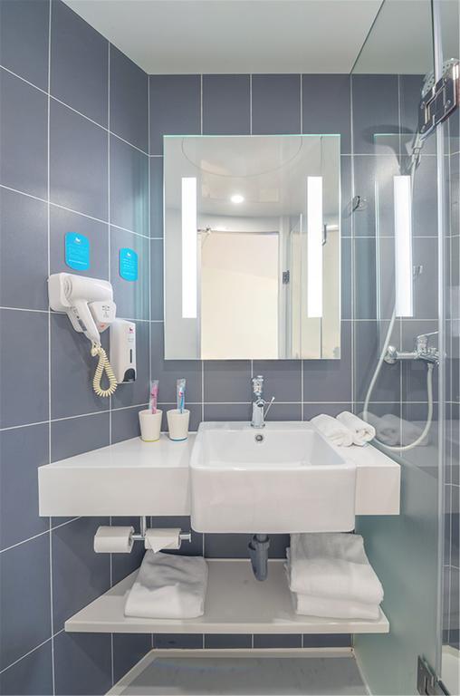 Hanting Hotel Fuzhou Wuyi Square Bagian luar foto