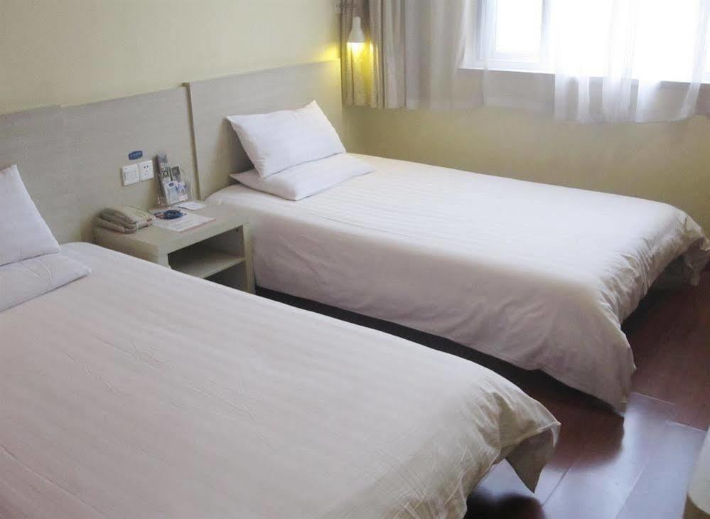Hanting Hotel Fuzhou Wuyi Square Bagian luar foto